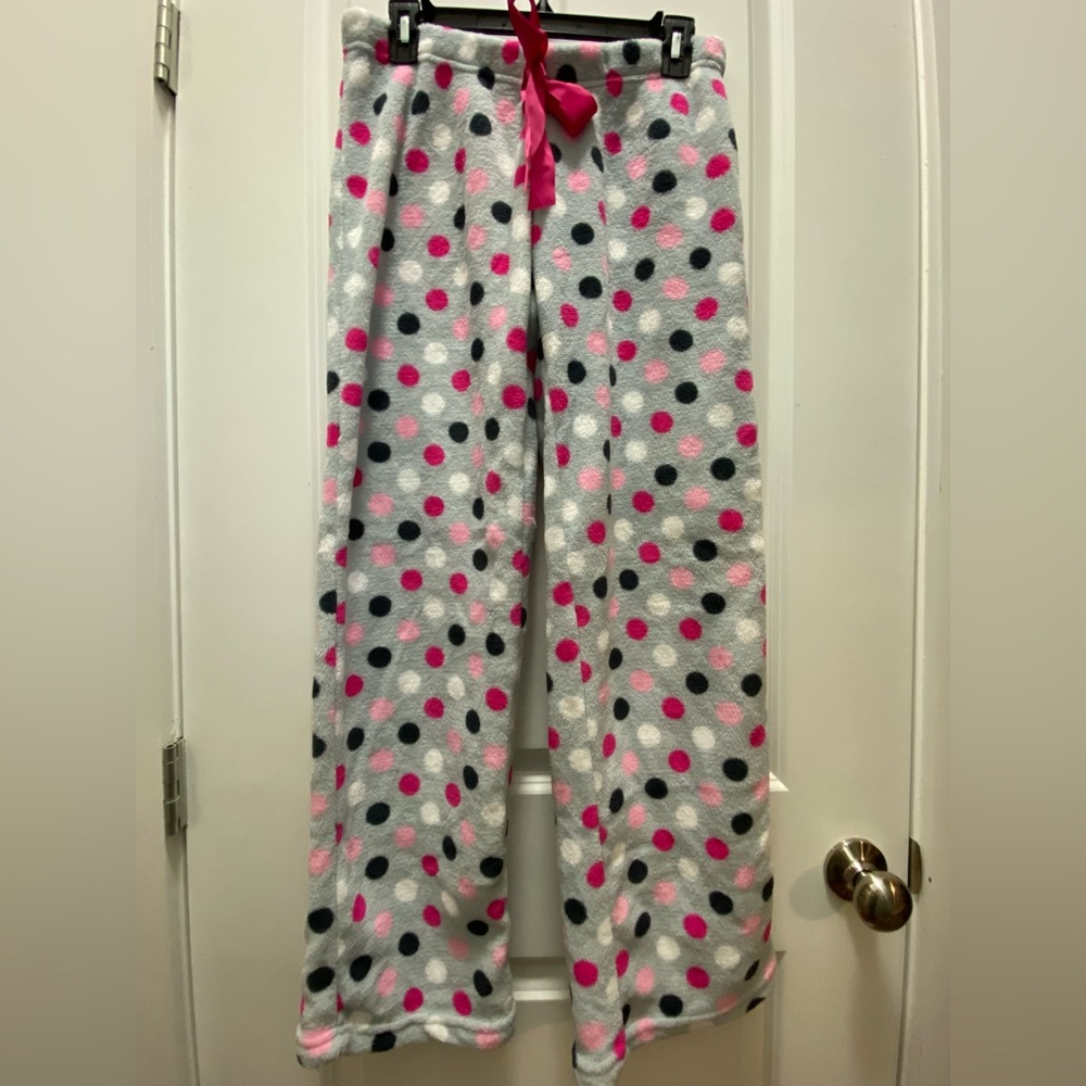 Set of 2 Women’s Plush Pajama Pants - Picture 9 of 14